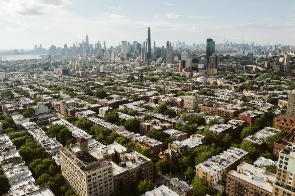 Brooklyn Neighborhoods with Manhattan Skyline