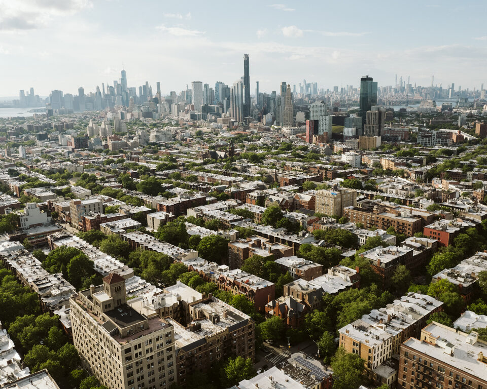 Brooklyn Neighborhoods with Manhattan Skyline